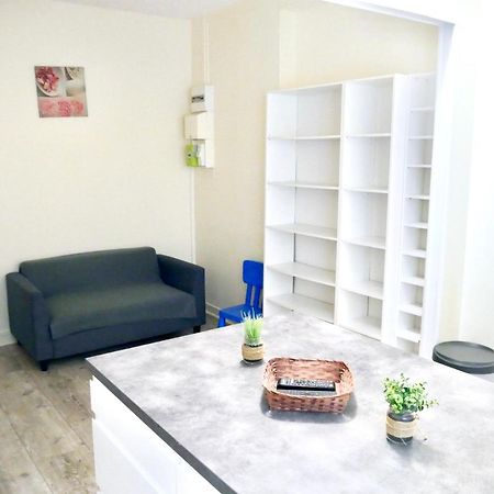 Family Home Sens Luaran gambar
