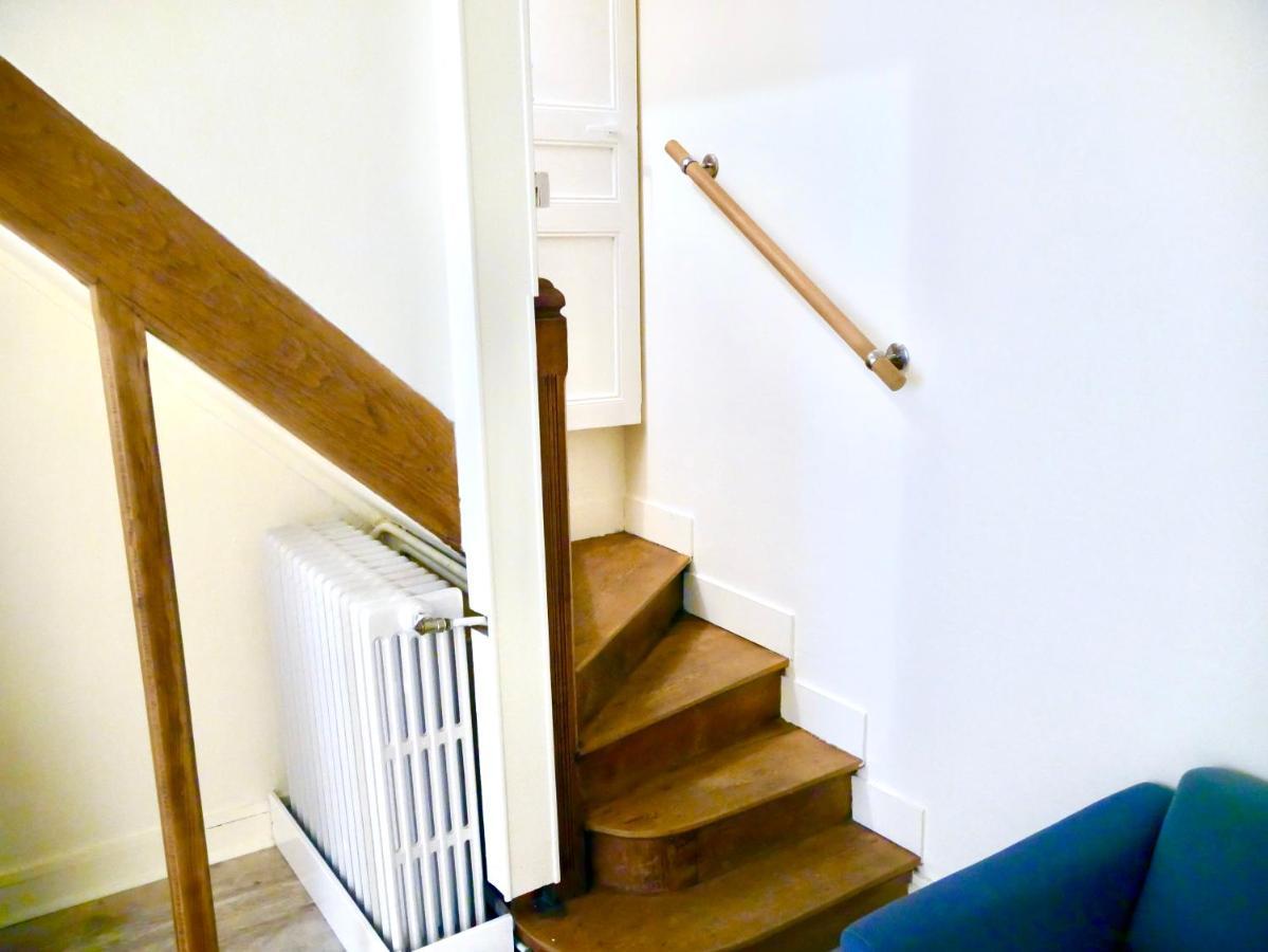 Family Home Sens Luaran gambar