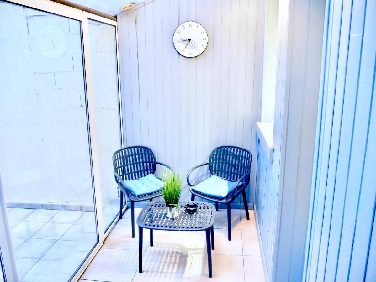 Family Home Sens Luaran gambar