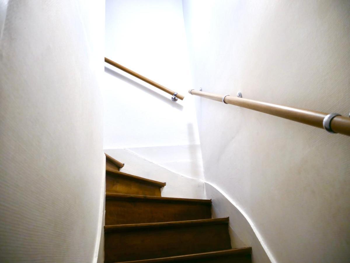 Family Home Sens Luaran gambar