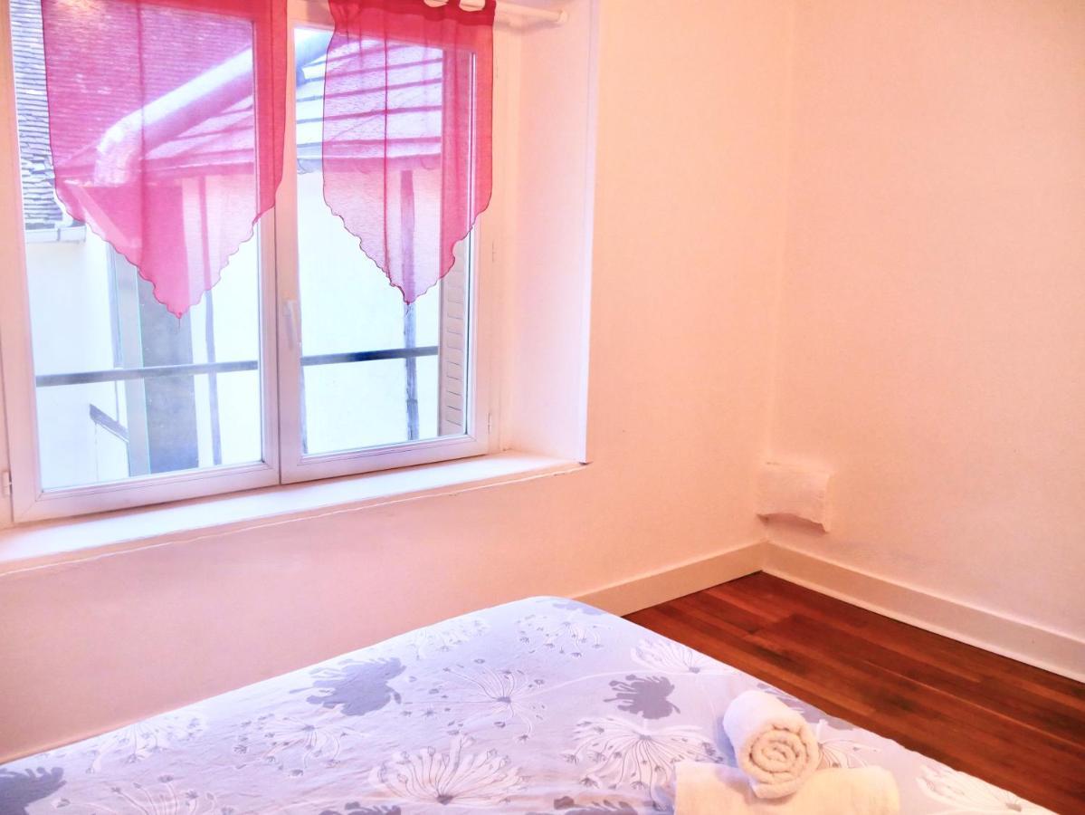 Family Home Sens Luaran gambar