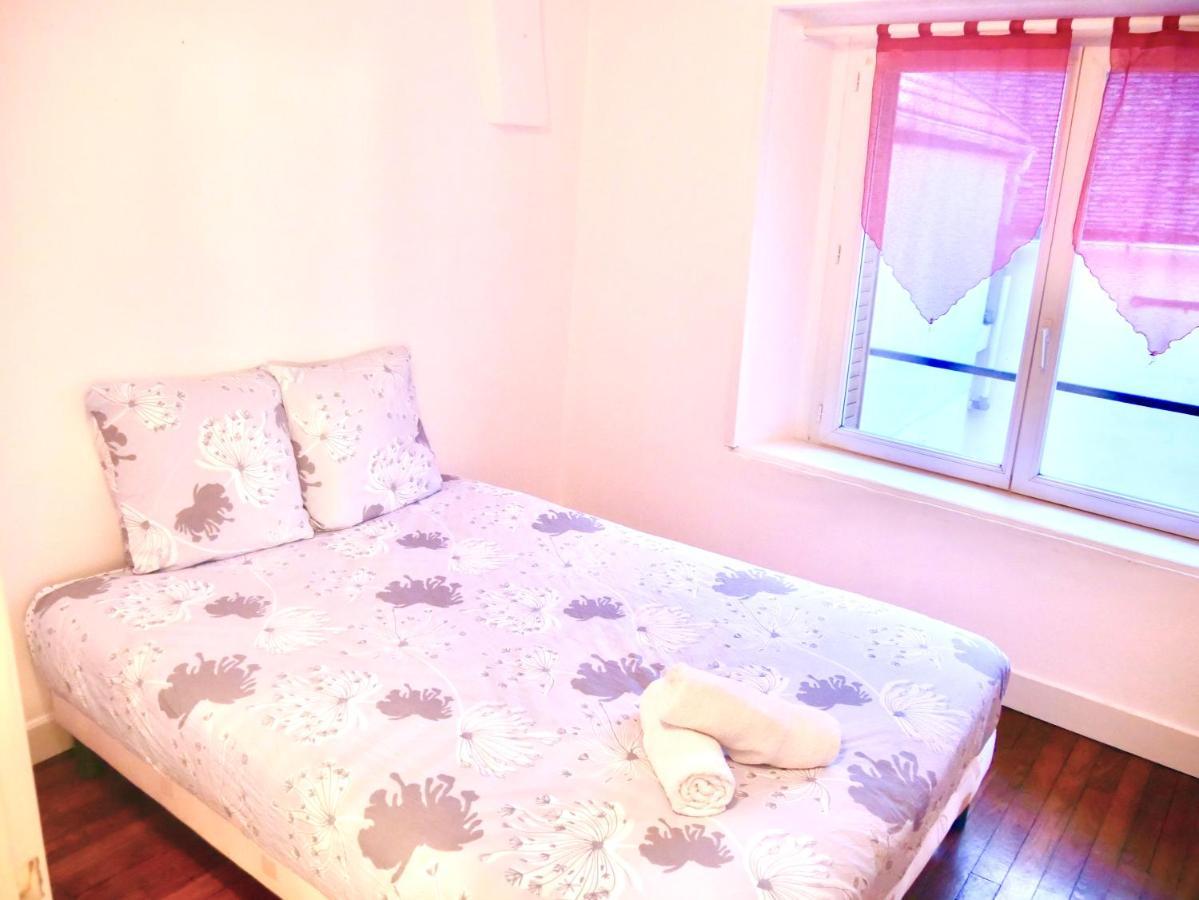 Family Home Sens Luaran gambar